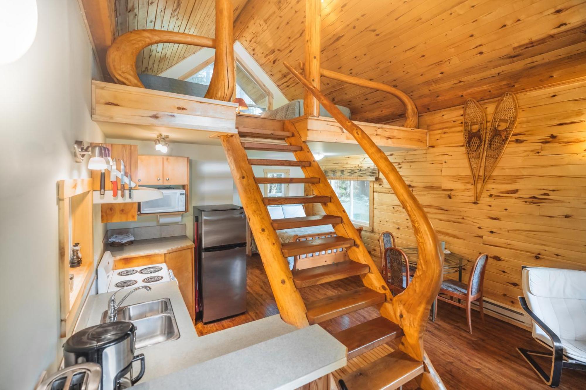 Bella Coola Grizzly Tours And Resort Hagensborg Ngoại thất bức ảnh