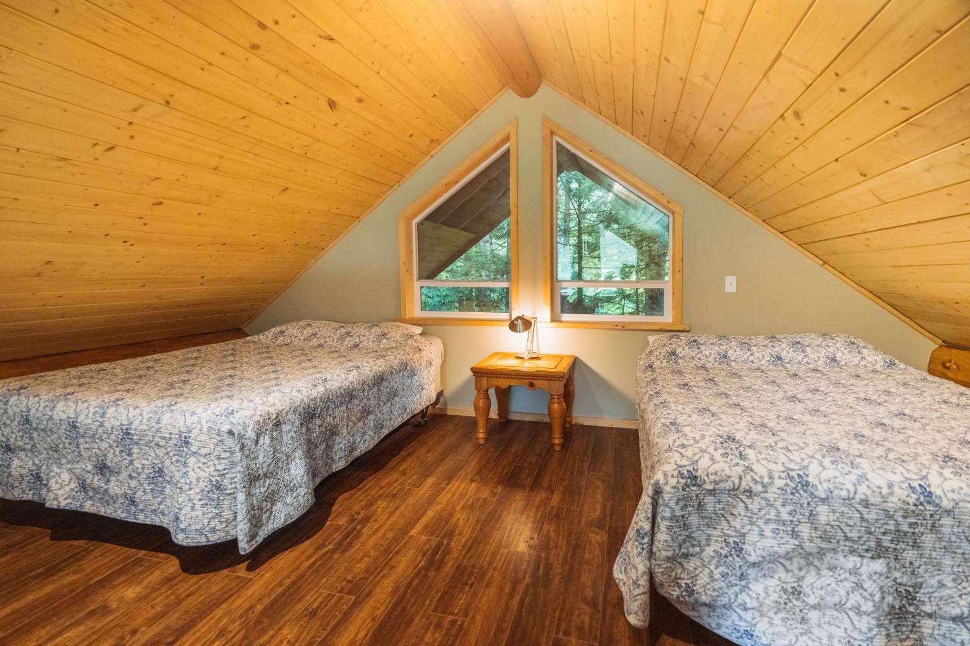 Bella Coola Grizzly Tours And Resort Hagensborg Ngoại thất bức ảnh