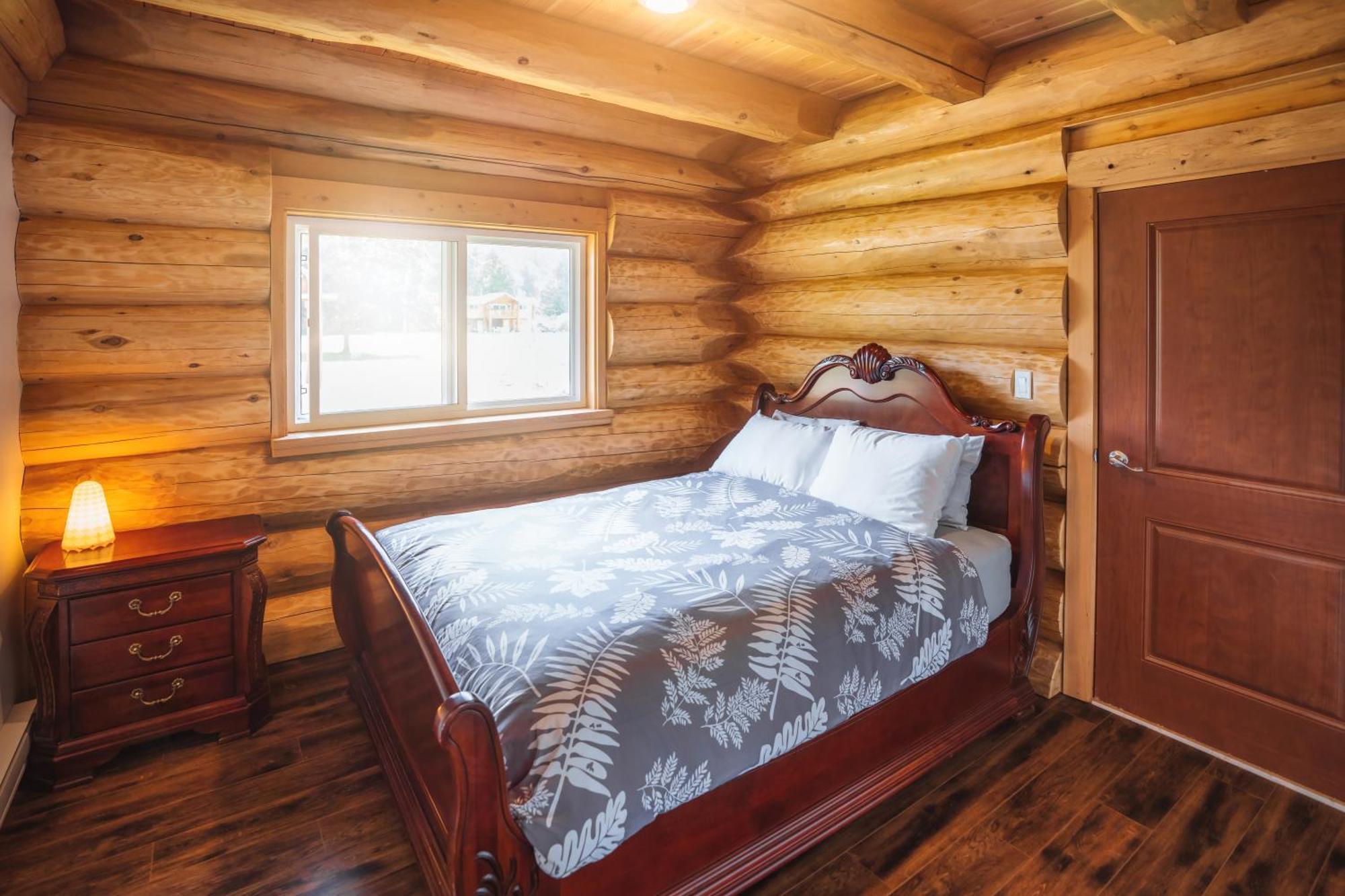 Bella Coola Grizzly Tours And Resort Hagensborg Ngoại thất bức ảnh